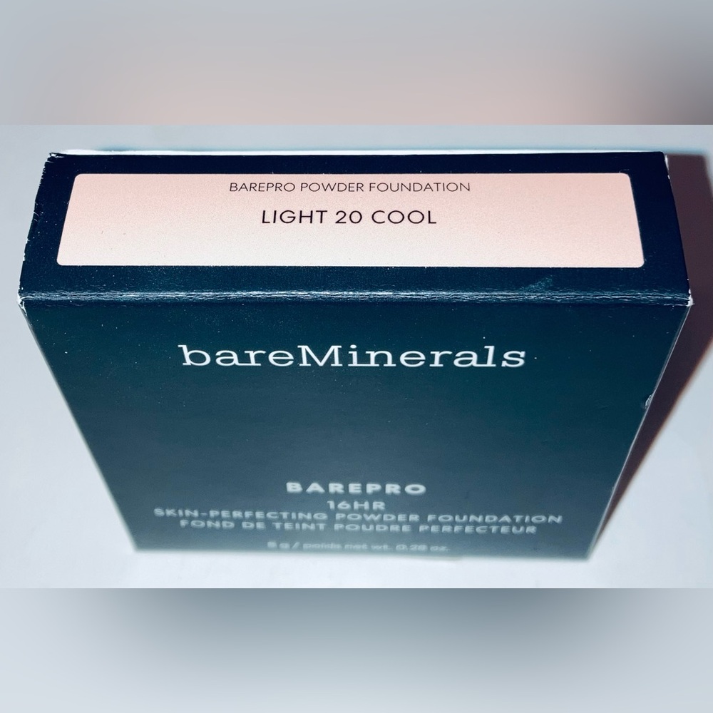 bareMinerals BAREPRO 16HR Skin Perfecting Powder Foundation - NEW! LIGHT 20 COOL